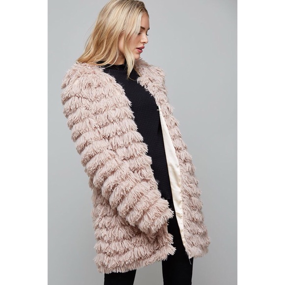 LAST ONE! Faux Fur Jacket - Picture 4 of 5